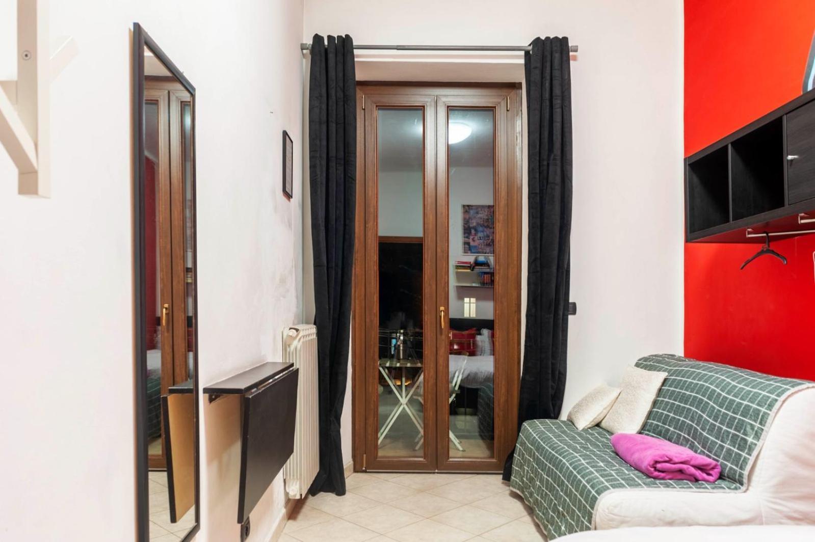 Cozy room close center Turín Exterior foto
